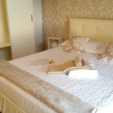 Guest house Donizetti Royal 3*