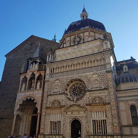 Πανσιόν Donizetti Royal