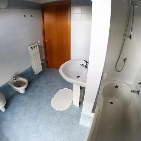 Donizetti Royal بيت ضيافة بيرغامو